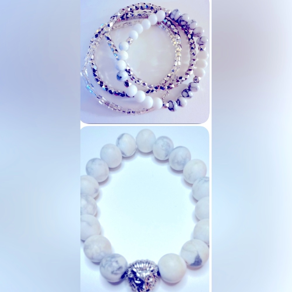5 Stretch Bracelets Lion’ Head…2 White Gray Howlite stone/charm, 3 silver beads